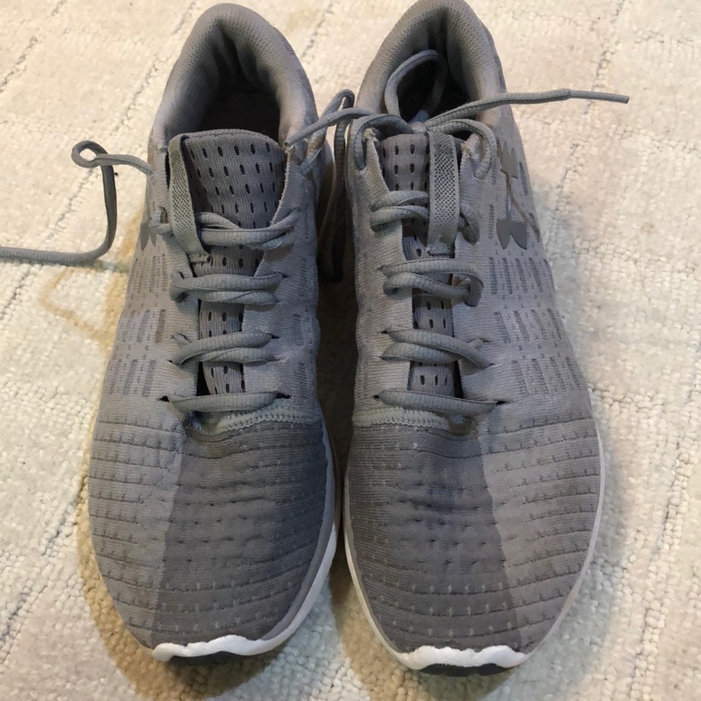 Underarmour sneakers size 9.5